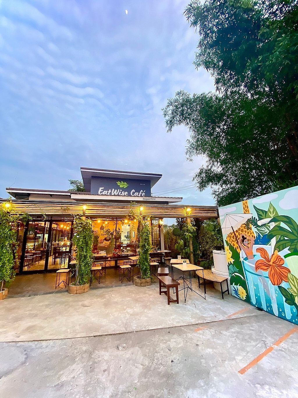 EatWise Café storefront in Phuket